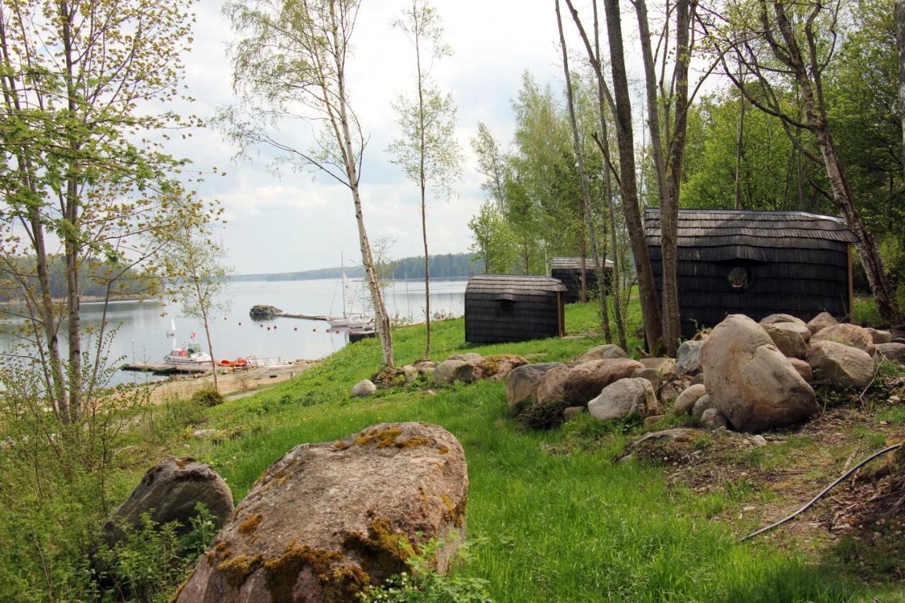 Hara Sadama Iglukaemping Hotel Buitenkant foto