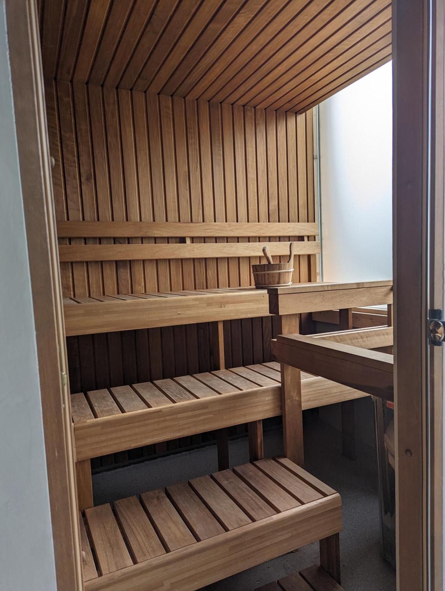 Hara Sadama Iglukaemping Hotel Buitenkant foto